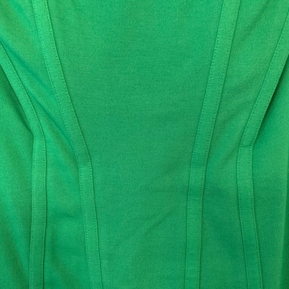 Sultry Cocktail Dress: Once Worn, Size XS - Make a Statement! - Picture 5 of 7